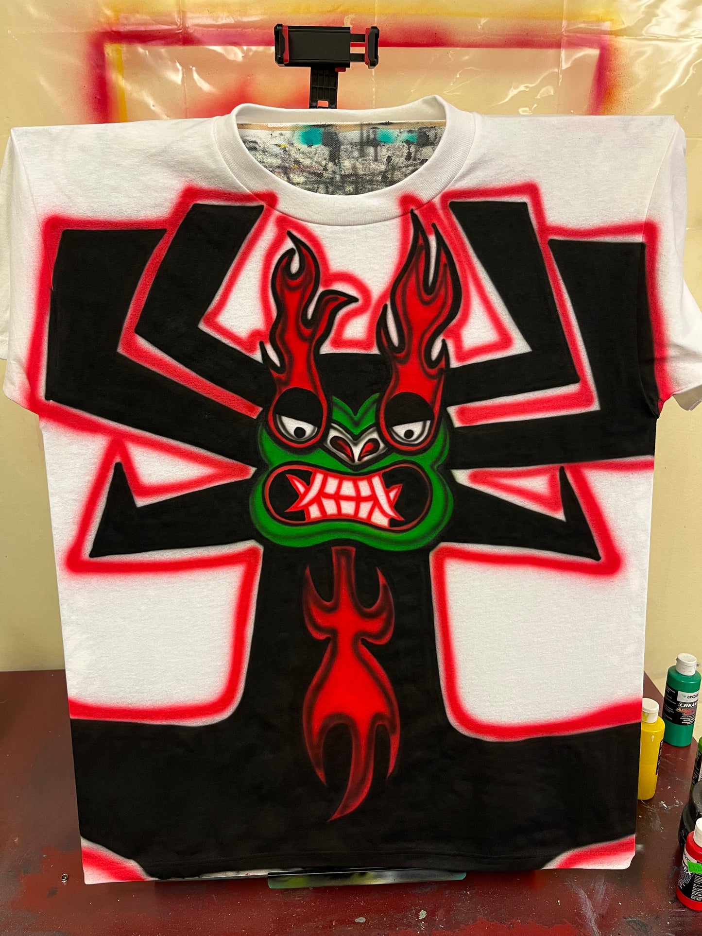 Aku (Medium)
