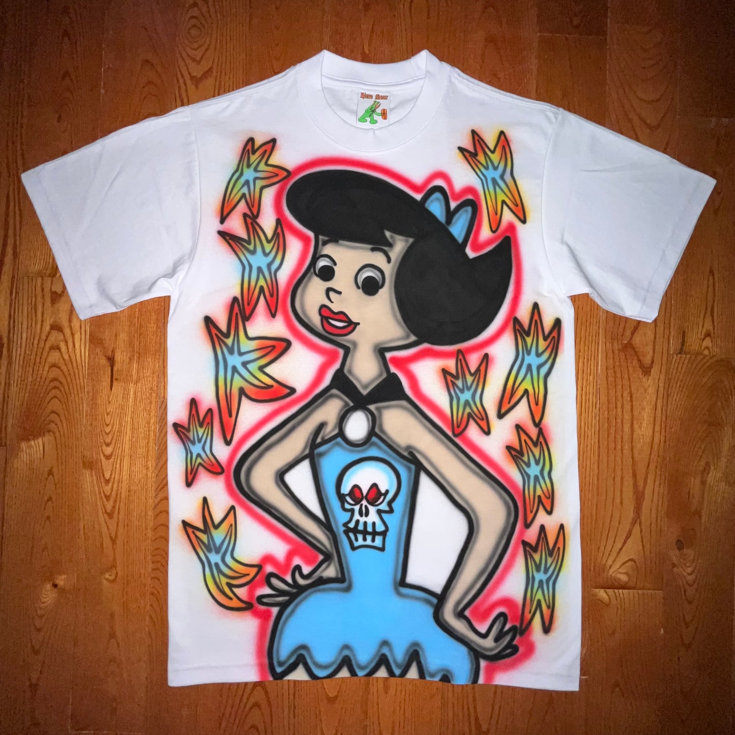 Betty (Medium)