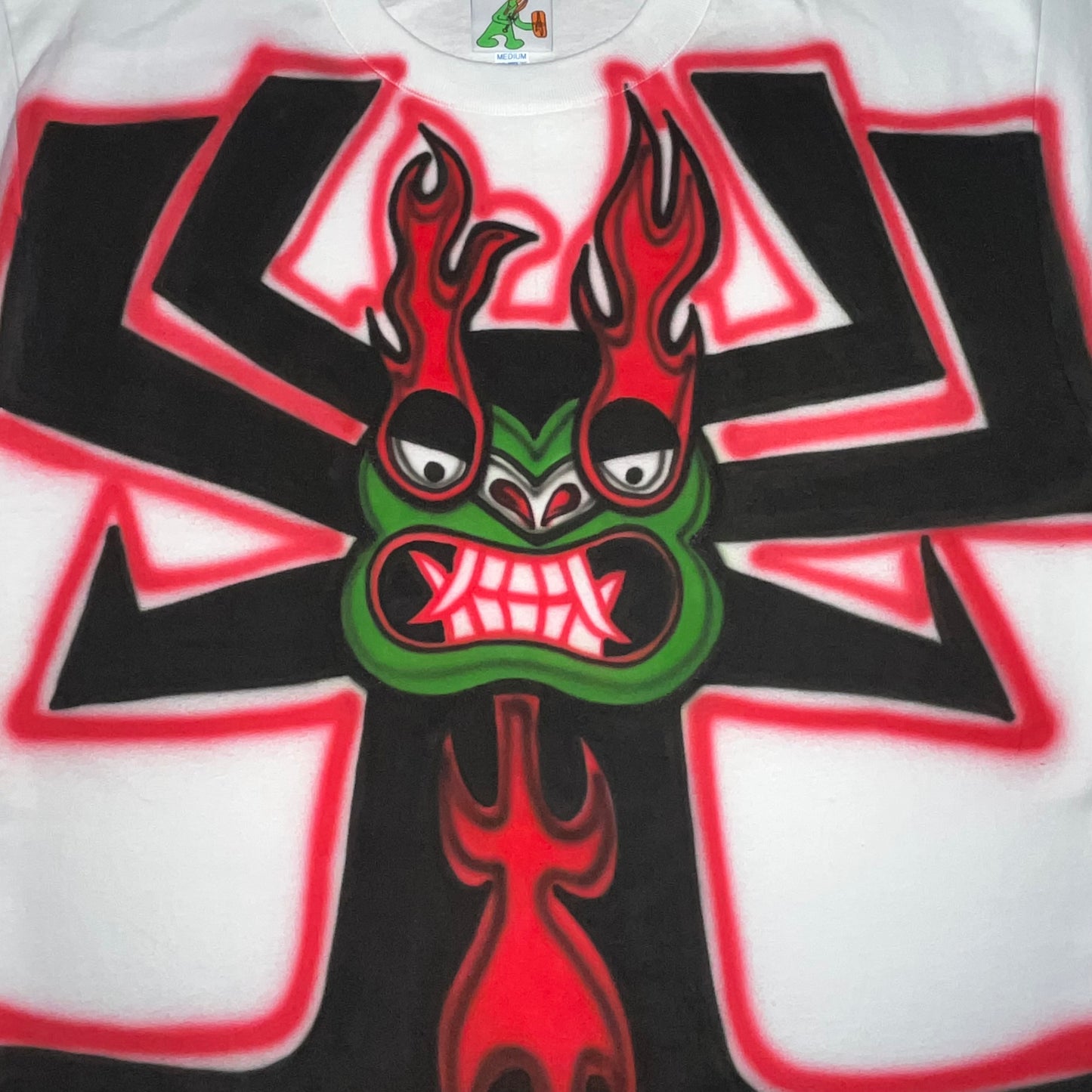 Aku (Medium)