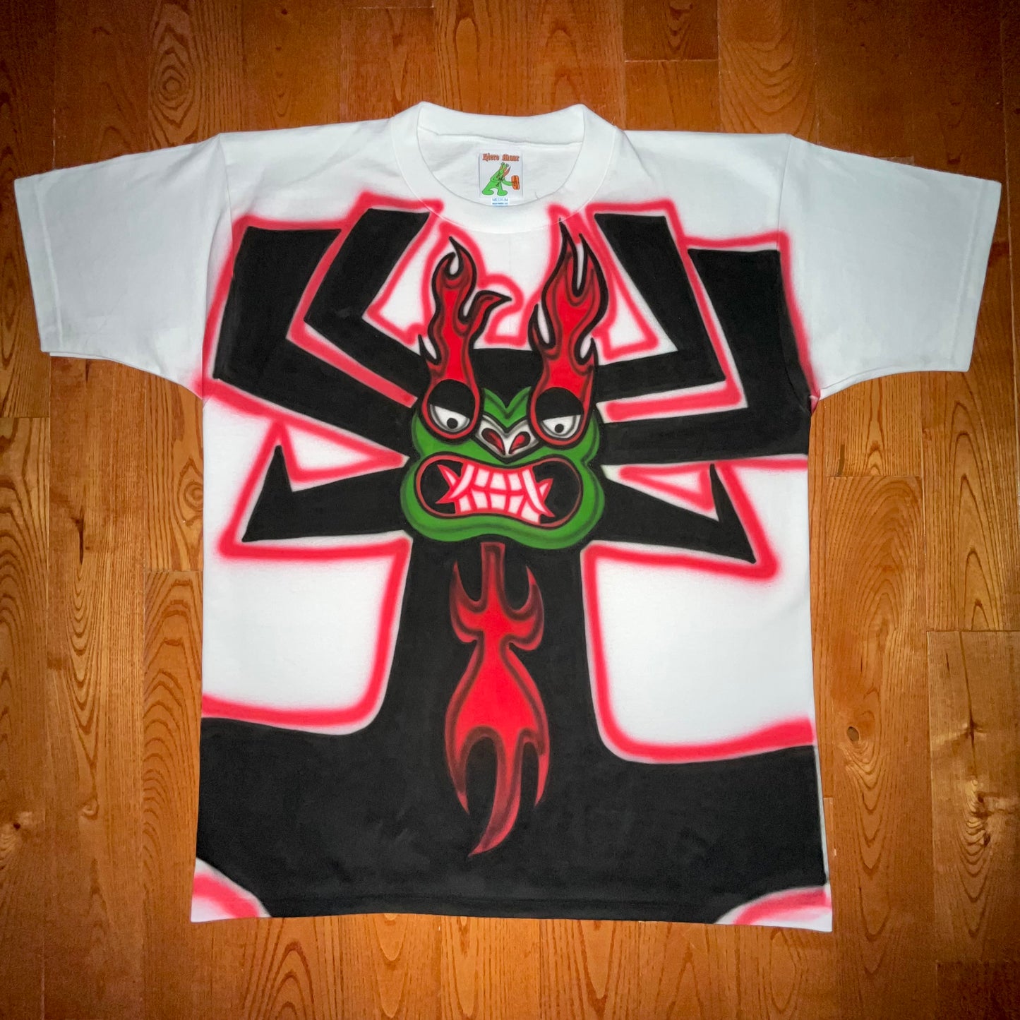 Aku (Medium)